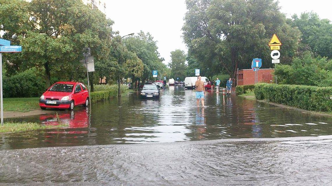 LEGIONOWO. (PO) Deszczowy problem LEGIONOWO. (PO) Deszczowy problem
