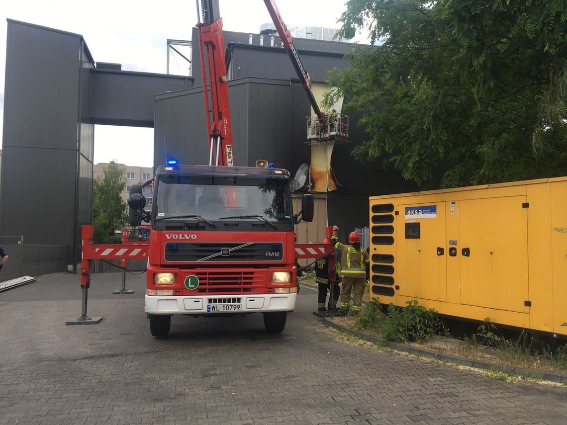 LEGIONOWO. Pożar Gondoli! Na miejscu 5 zastępów Straży Pożarnej [GALERIA]