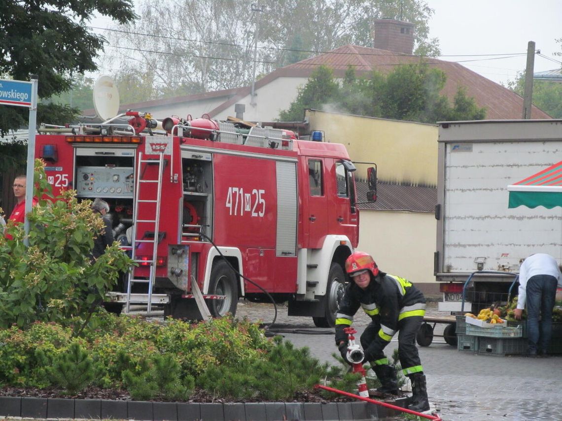 LEGIONOWO. Pożar na zapleczu sklepu LEGIONOWO. Pożar na zapleczu sklepu