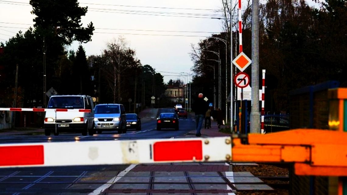 LEGIONOWO. Przeprawy przez tory - prezydent odpowiada na petycje