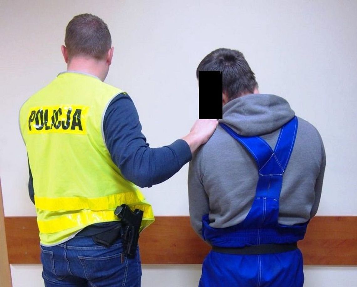 LEGIONOWO. Przyznał że "ma trochę narkotyków" LEGIONOWO. Przyznał że "ma trochę narkotyków"