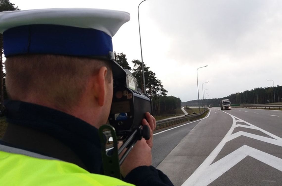 LEGIONOWO. Pułtuszczanin przekroczył prędkości i nie miał uprawnień LEGIONOWO. Pułtuszczanin przekroczył prędkości i nie miał uprawnień