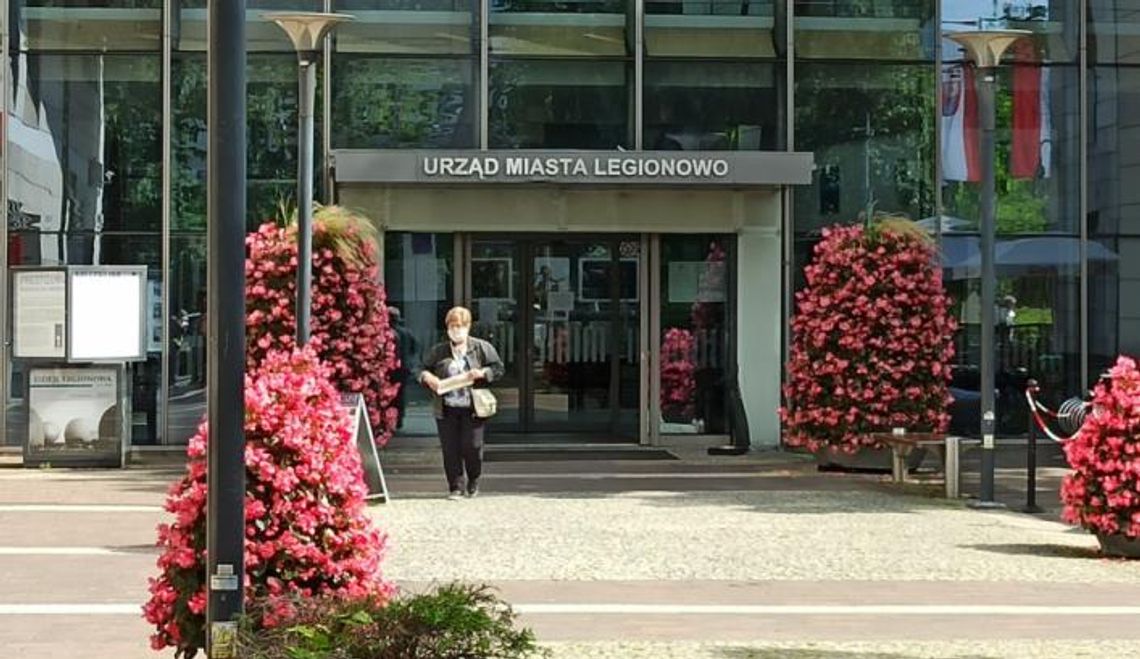 LEGIONOWO. Radni przegłosowali budowę bloku przy ul. Zegrzyńskiej LEGIONOWO. Radni przegłosowali budowę bloku przy ul. Zegrzyńskiej