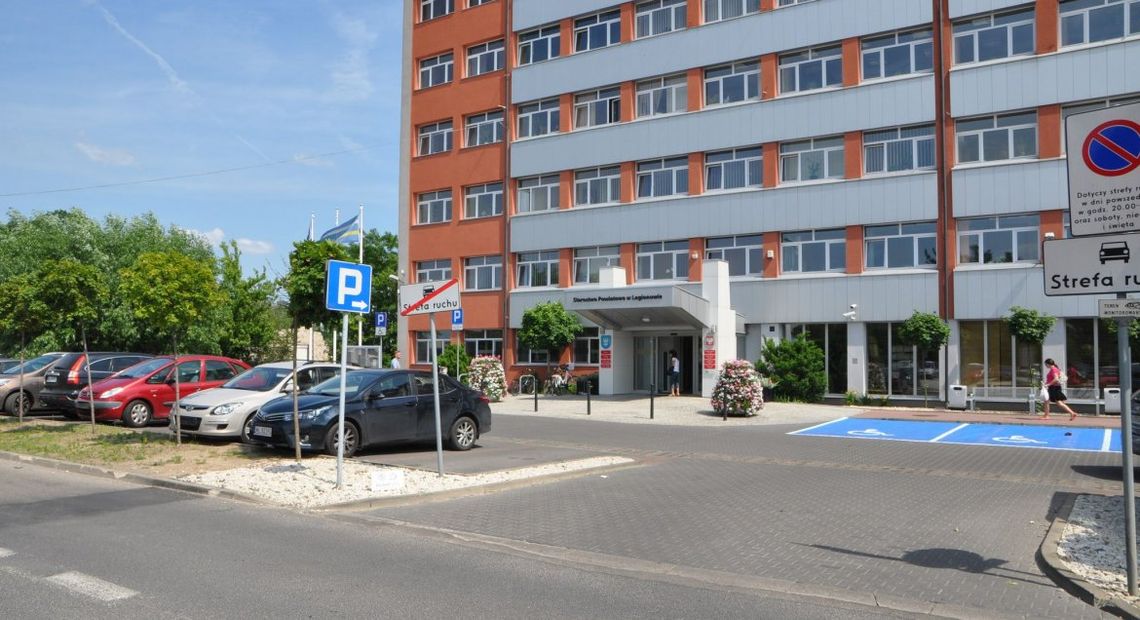 LEGIONOWO. Ruszyły prace przygotowawczeprzed budową ronda na Alei Legionów