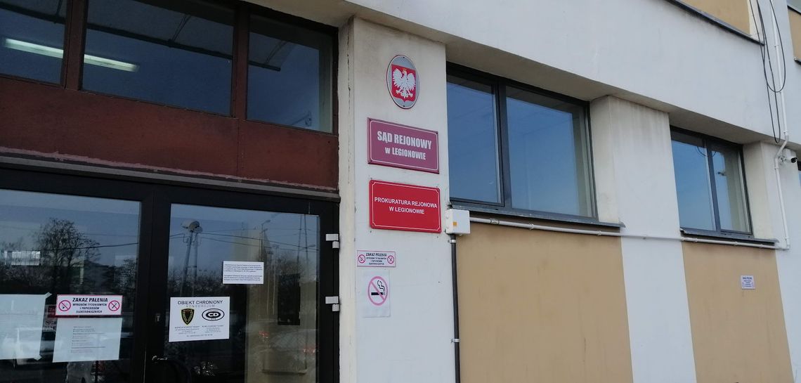 LEGIONOWO. Śmierć w budynku przychodni Zdrowie? LEGIONOWO. Śmierć w budynku przychodni Zdrowie?