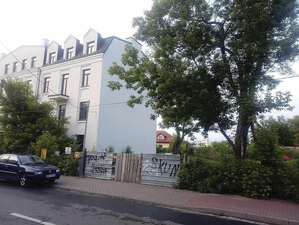 Legionowo. Sprzedaż działki przy ul. Kopernika. Czy będzie prokuratorskie śledztwo ws. oświadczenia majątkowego Smogorzewskiego?