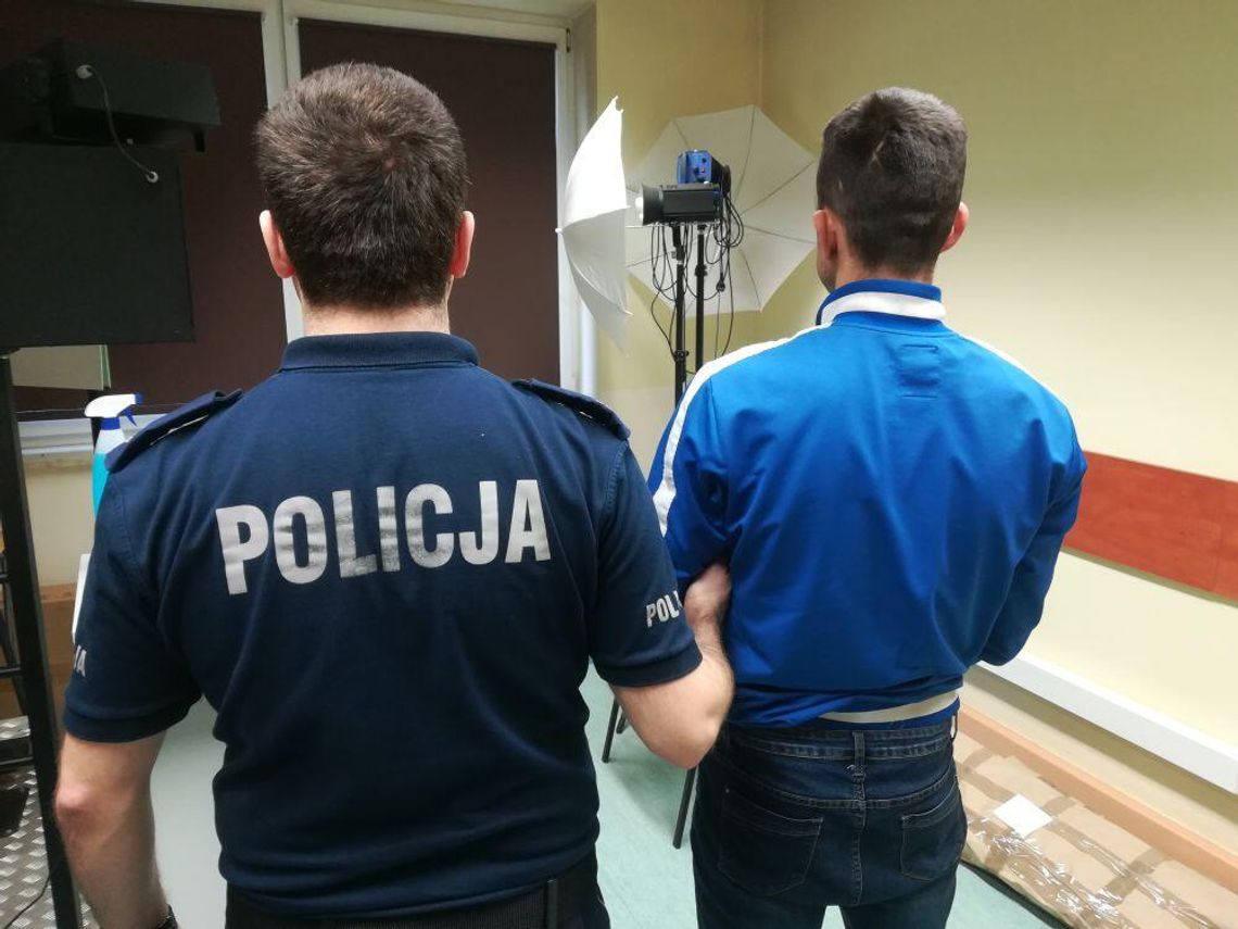 LEGIONOWO. Ukradł samochód. Grozi mu 5 lat więzienia LEGIONOWO. Ukradł samochód. Grozi mu 5 lat więzienia