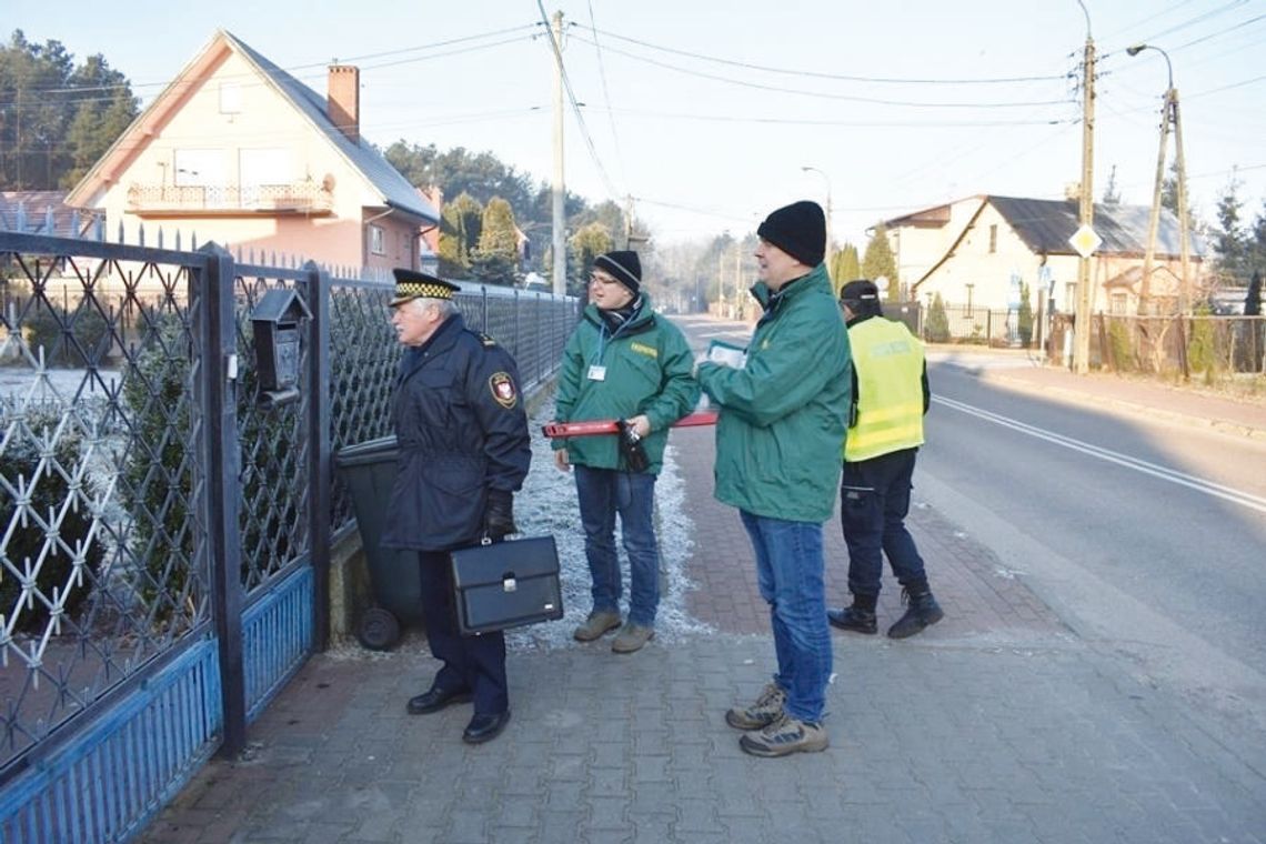 LEGIONOWO. Uważaj! Sprawdzają czym palisz... LEGIONOWO. Uważaj! Sprawdzają czym palisz...