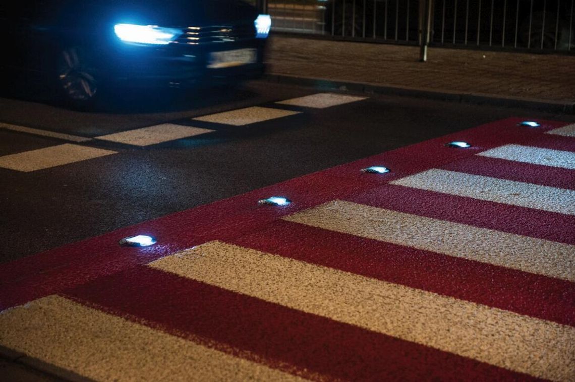 LEGIONOWO. W trosce o bezpieczeństwo - aktywne przejścia dla pieszych