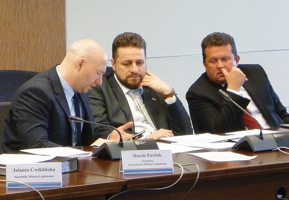 LEGIONOWO. Wojewoda miał wątpliwości do co prawidłowości uchwał LEGIONOWO. Wojewoda miał wątpliwości do co prawidłowości uchwał