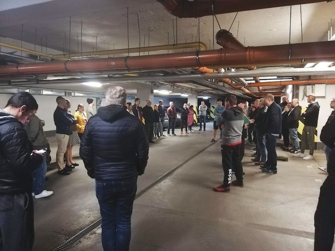 LEGIONOWO. Żądają wstrzymania budowy BLOKU
