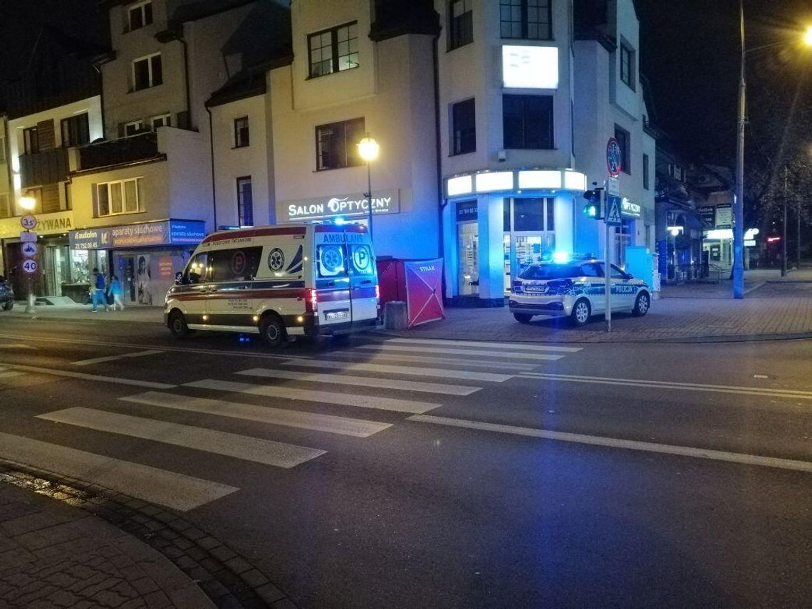 LEGIONOWO. Zwłoki mężczyzny pod Optykiem na skrzyżowaniu Piłsudskiego z Jagiellońską