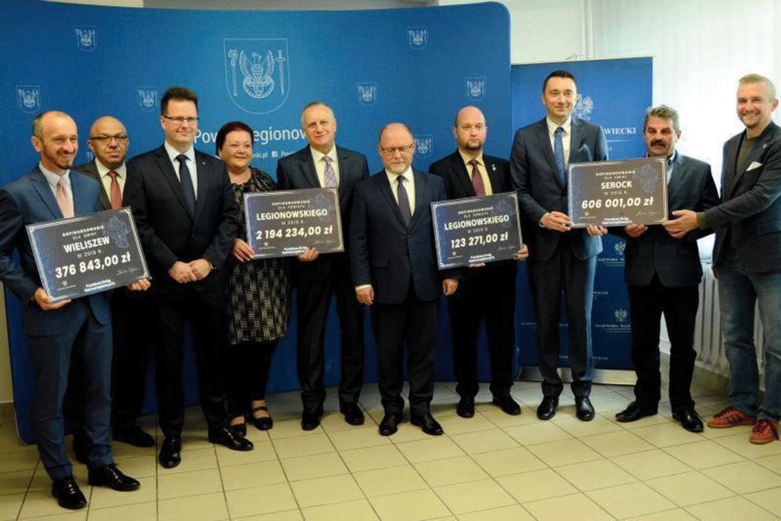 LEGIONOWSKI. 3 mln 300 tys. zł budowę i rozbudowę dróg w powiecie LEGIONOWSKI. 3 mln 300 tys. zł budowę i rozbudowę dróg w powiecie