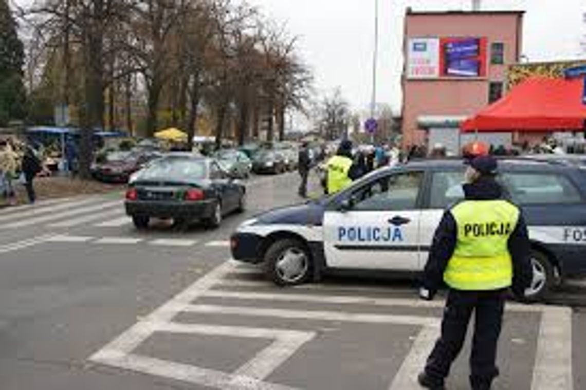 LEGIONOWSKI. Bezpieczne "Święto Zmarłych" LEGIONOWSKI. Bezpieczne "Święto Zmarłych"