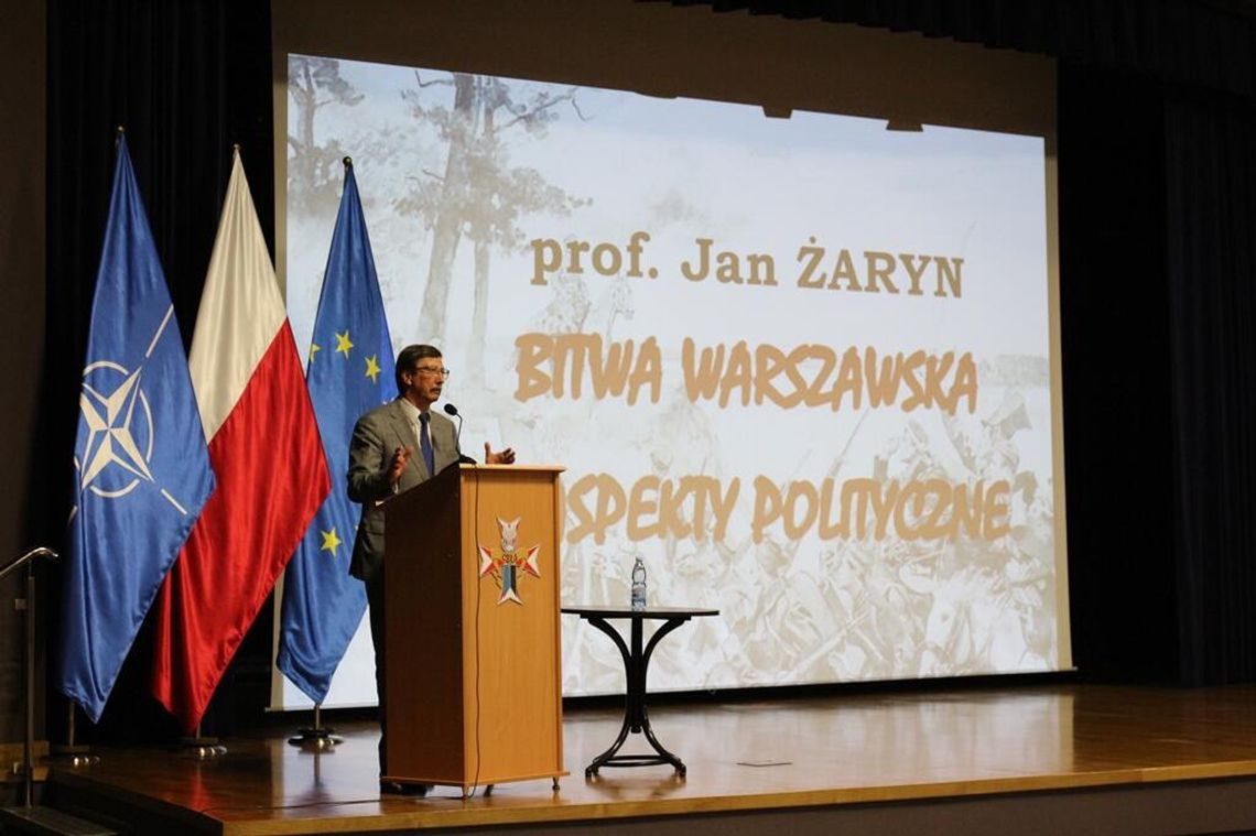 LEGIONOWSKI. „Bitwa Warszawska – aspekty polityczne” – wykład Senatora RP prof. Żaryna
