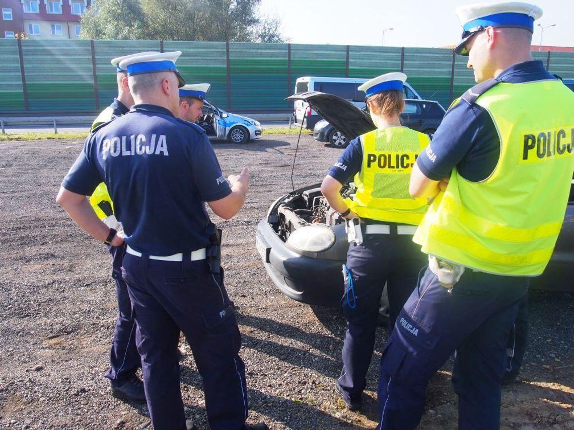 LEGIONOWSKI. Kolejny dzień akcji "Bezpieczna Droga - Bezpieczny Pojazd" LEGIONOWSKI. Kolejny dzień akcji "Bezpieczna Droga - Bezpieczny Pojazd"