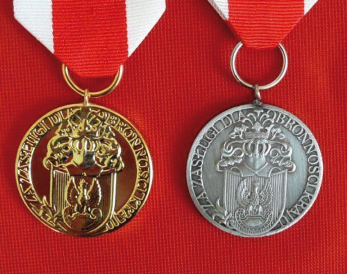 LEGIONOWSKI. Medale dla Rodziców żołnierzy LEGIONOWSKI. Medale dla Rodziców żołnierzy
