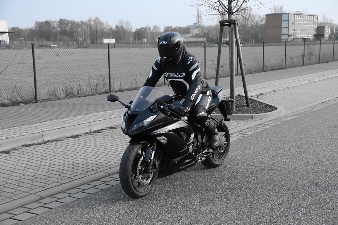 LEGIONOWSKI. Pędził motocyklem prawie 200 km/h trafił ręce policji LEGIONOWSKI. Pędził motocyklem prawie 200 km/h trafił ręce policji