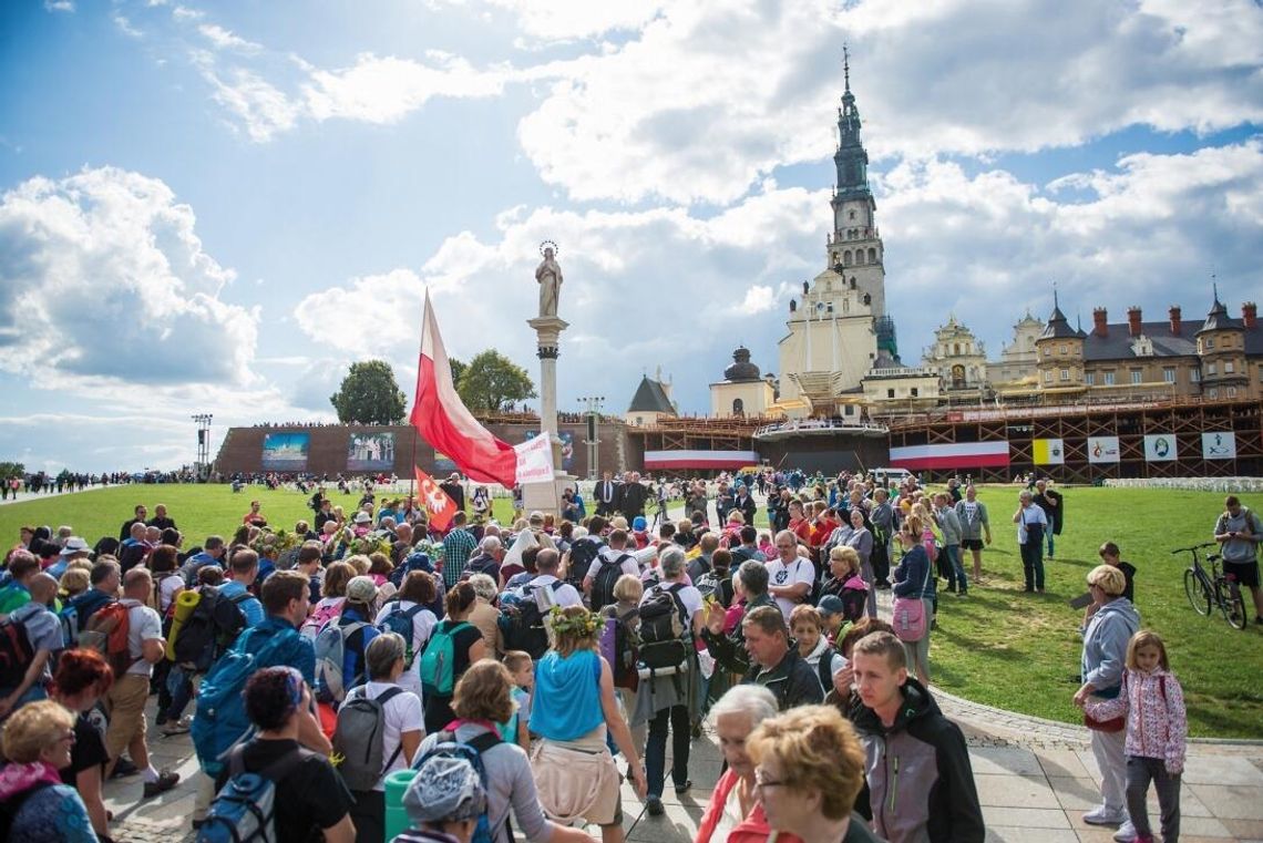 LEGIONOWSKI. Pielgrzymki na Jasną Górę LEGIONOWSKI. Pielgrzymki na Jasną Górę