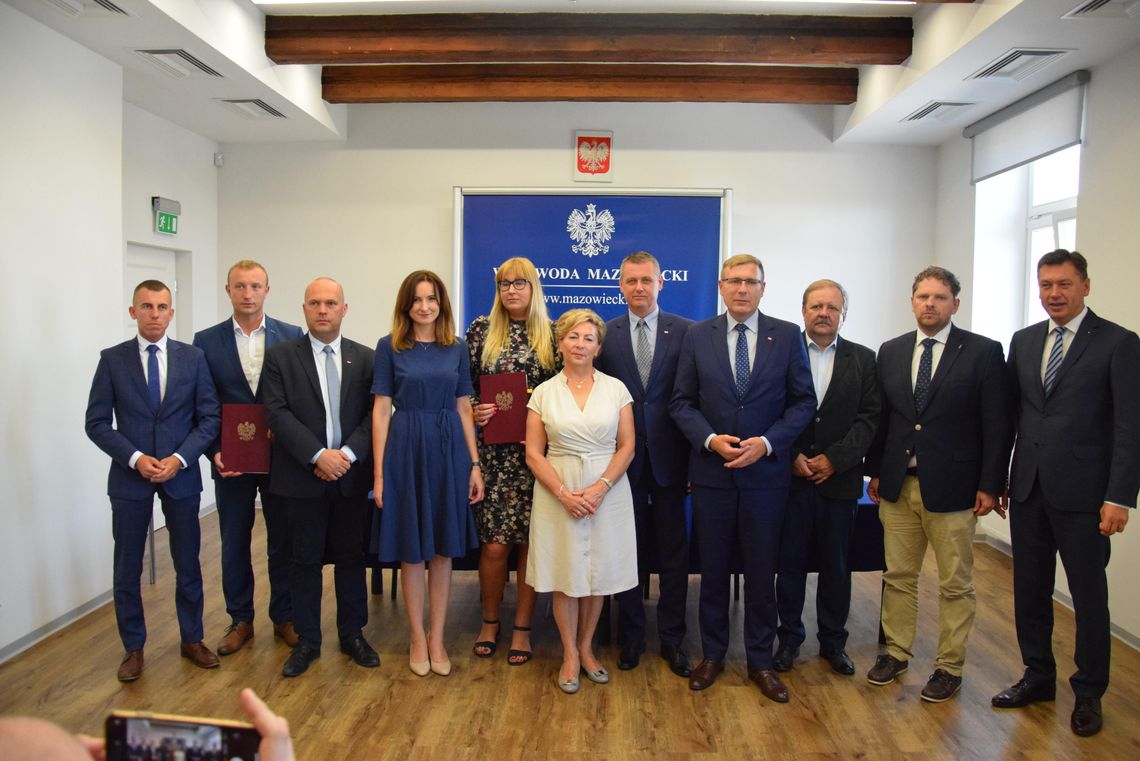LEGIONOWSKI. Podpisano umowę na połączenia PKS LEGIONOWSKI. Podpisano umowę na połączenia PKS