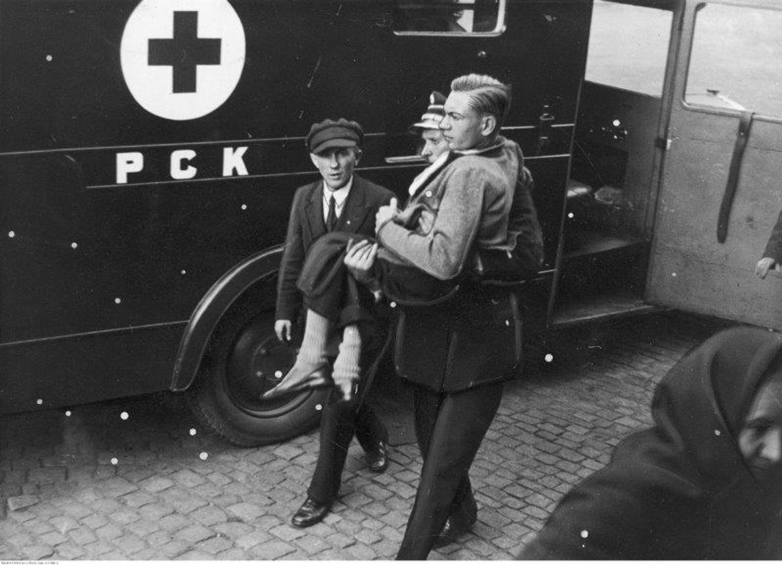 LEGIONOWSKI. Polski Czerwony Krzyż obchodzi 100 lat LEGIONOWSKI. Polski Czerwony Krzyż obchodzi 100 lat