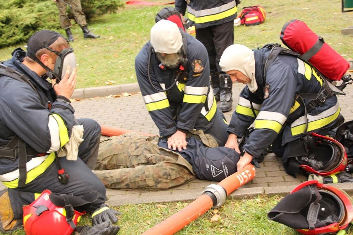 LEGIONOWSKI. Pożar w zegrzyńskich koszarach LEGIONOWSKI. Pożar w zegrzyńskich koszarach