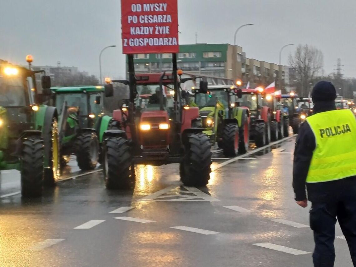 LEGIONOWSKI. Rolnicy w środę (20 marca) znów sparaliżują powiat! LEGIONOWSKI. Rolnicy w środę (20 marca) znów sparaliżują powiat!