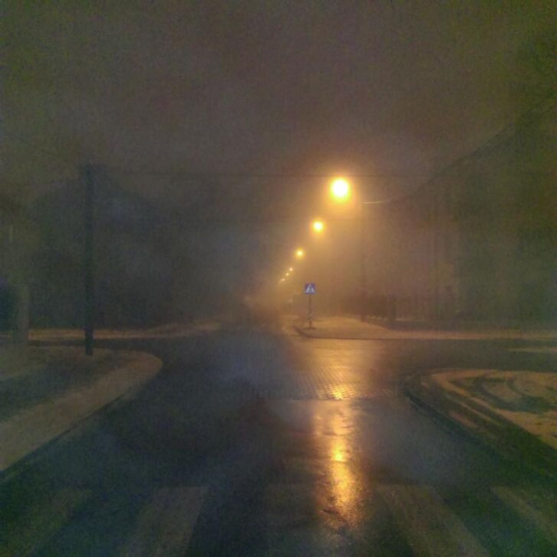 LEGIONOWSKI. SMOG - Podwyższone stężenia zanieczyszczeń LEGIONOWSKI. SMOG - Podwyższone stężenia zanieczyszczeń