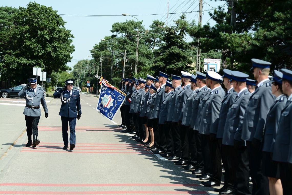 LEGIONOWSKI. Święto Policji... I garść informacji nt. formacji [Ikonografika]