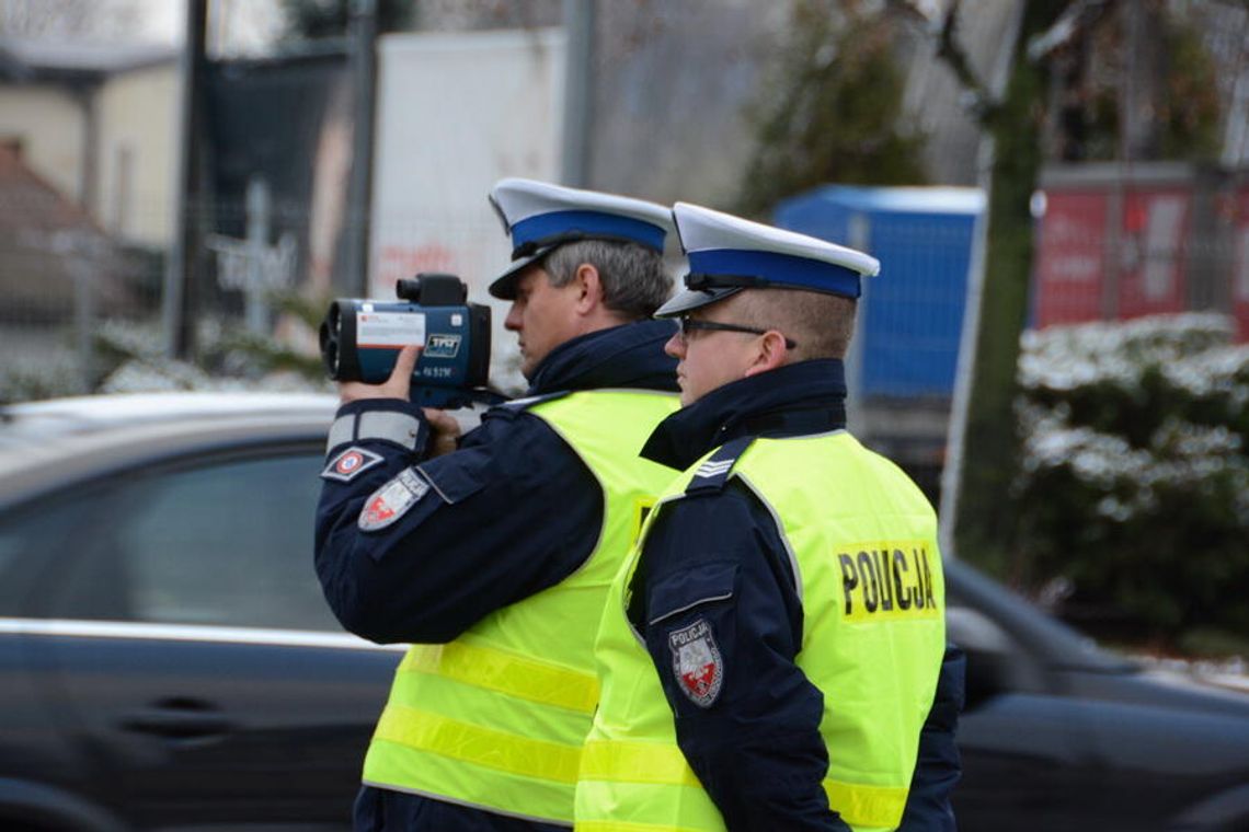 LEGIONOWSKI. Uważajcie na drogach! "Prędkość" ogólnopolska akcja policji LEGIONOWSKI. Uważajcie na drogach! "Prędkość" ogólnopolska akcja policji
