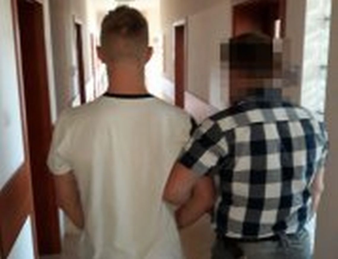 LEGIONOWSKI. Włamywacze zostali zatrzymani na gorącym uczynku LEGIONOWSKI. Włamywacze zostali zatrzymani na gorącym uczynku