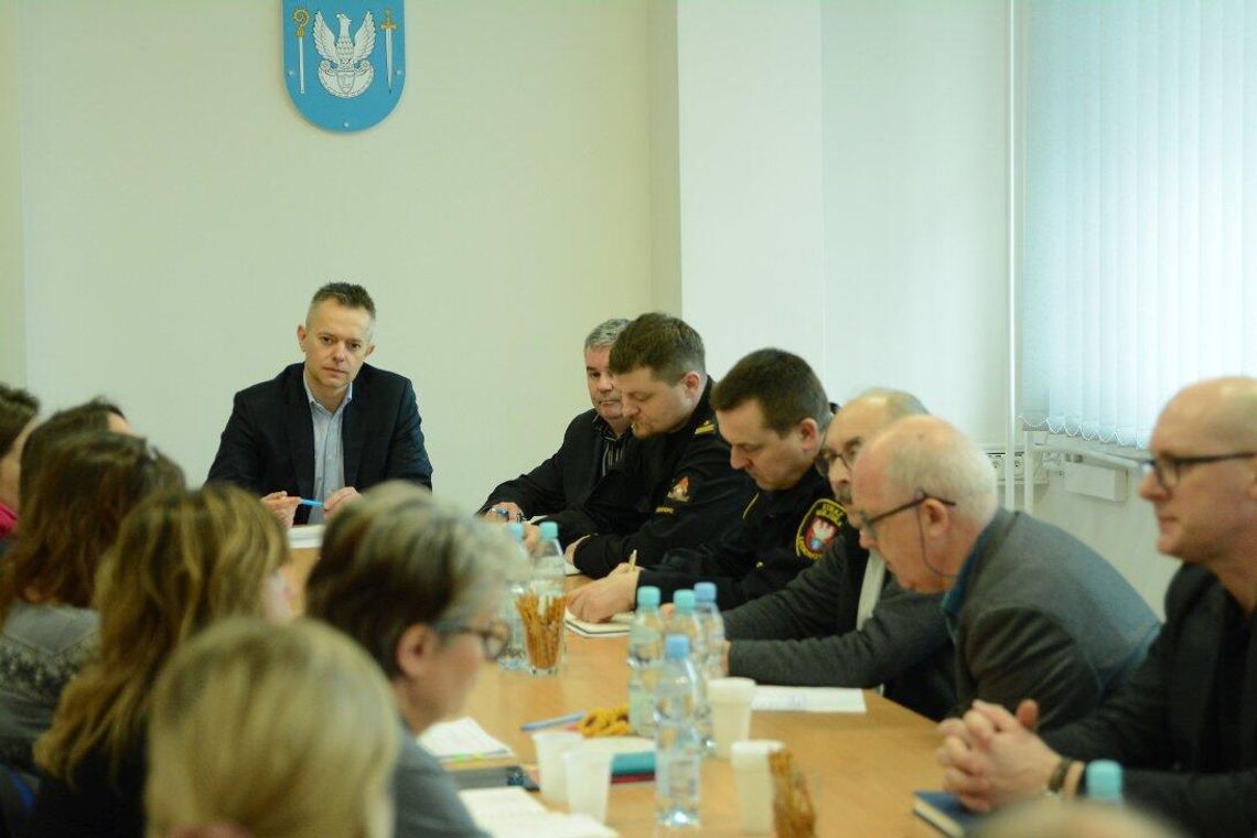 LEGIONOWSKI. Zalecenia dla mieszkańców w zw. z koronawirusem LEGIONOWSKI. Zalecenia dla mieszkańców w zw. z koronawirusem