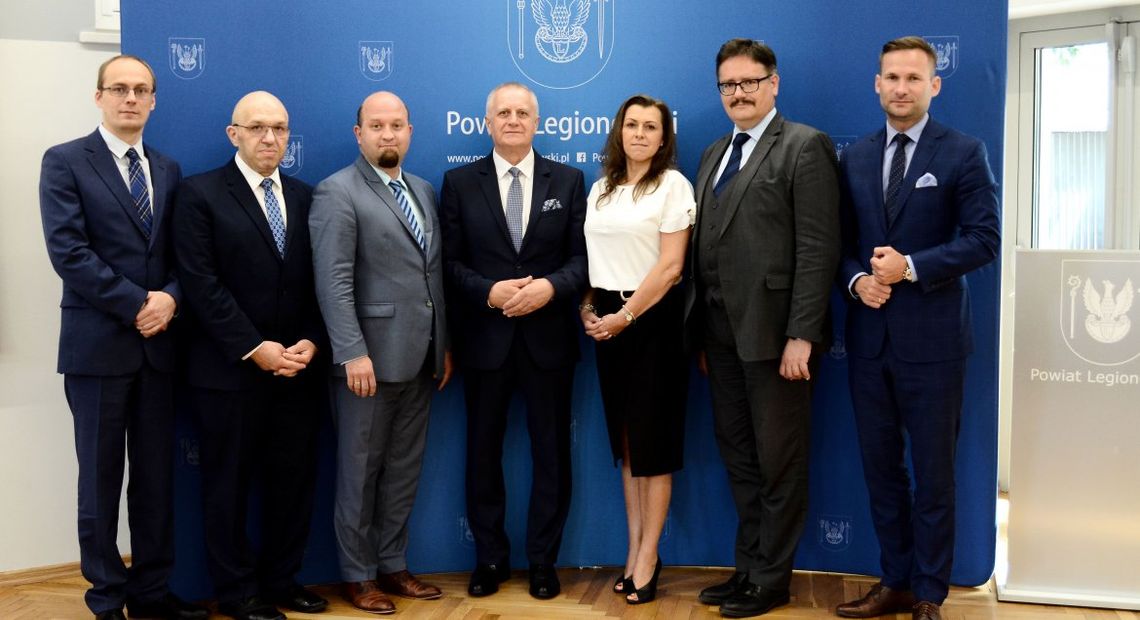 LEGIONOWSKI. Zarząd Powiatu z absolutorium i wotum zaufania