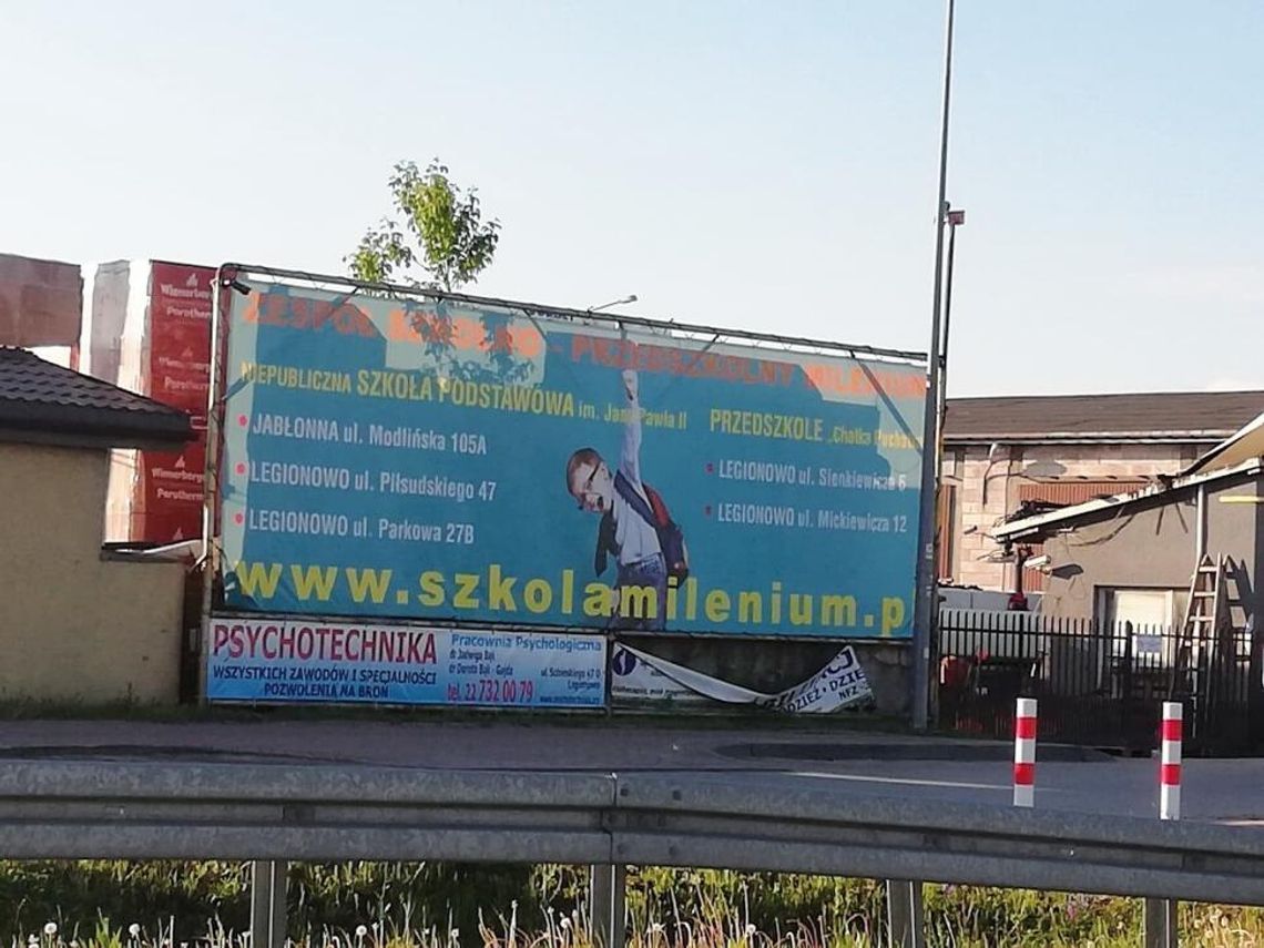 Miało być centrum sportowe, a nie szkoła Miało być centrum sportowe, a nie szkoła