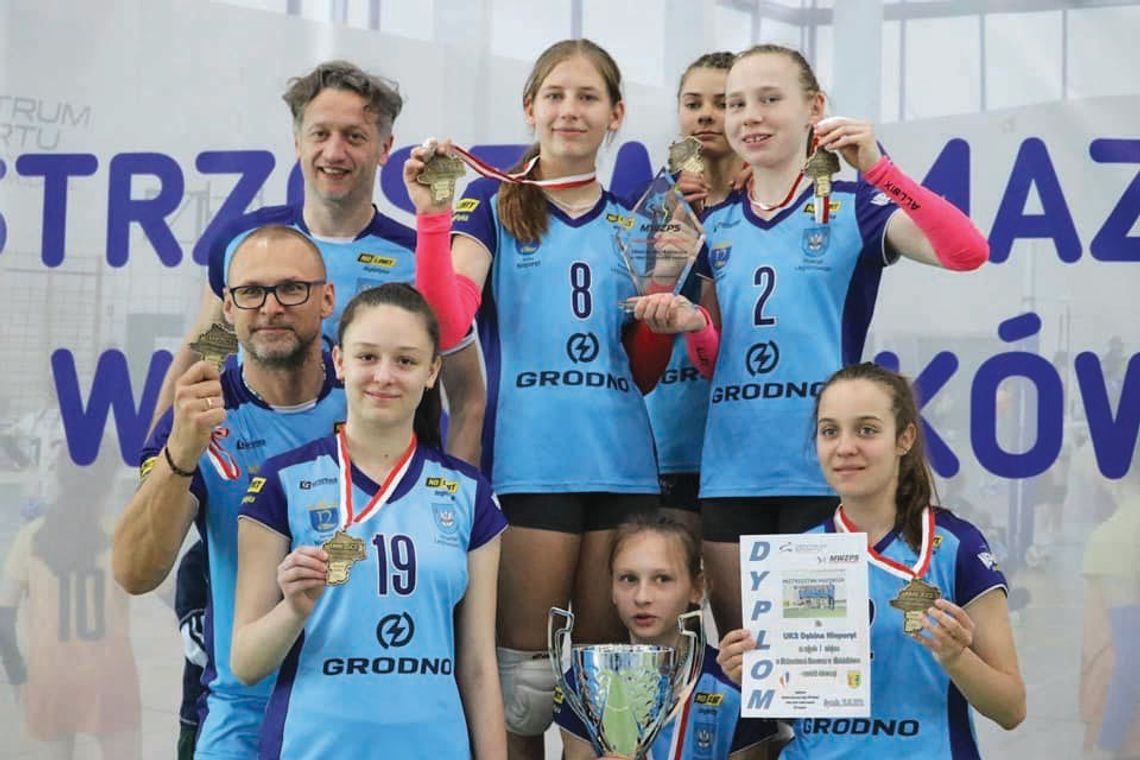 MINISIATKÓWKA. UKS Dębina na piątkę!  Mistrzostwa Mazowsza