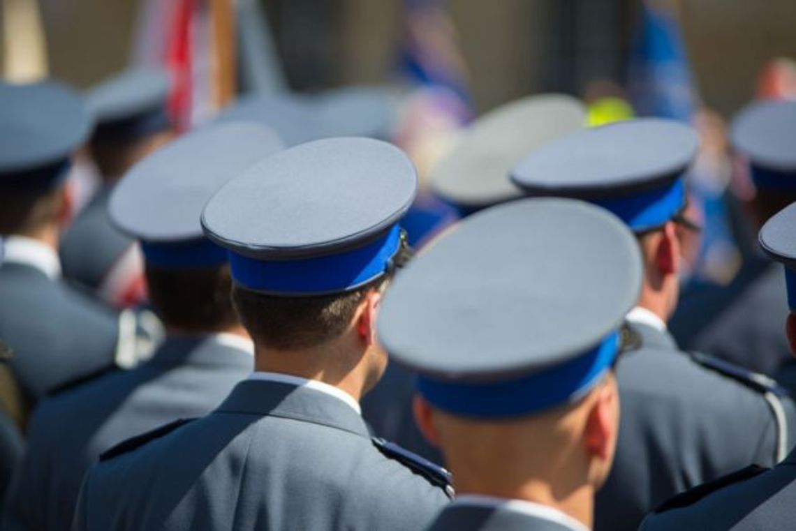 Na czym polegają testy do Policji? Krok po kroku Na czym polegają testy do Policji? Krok po kroku