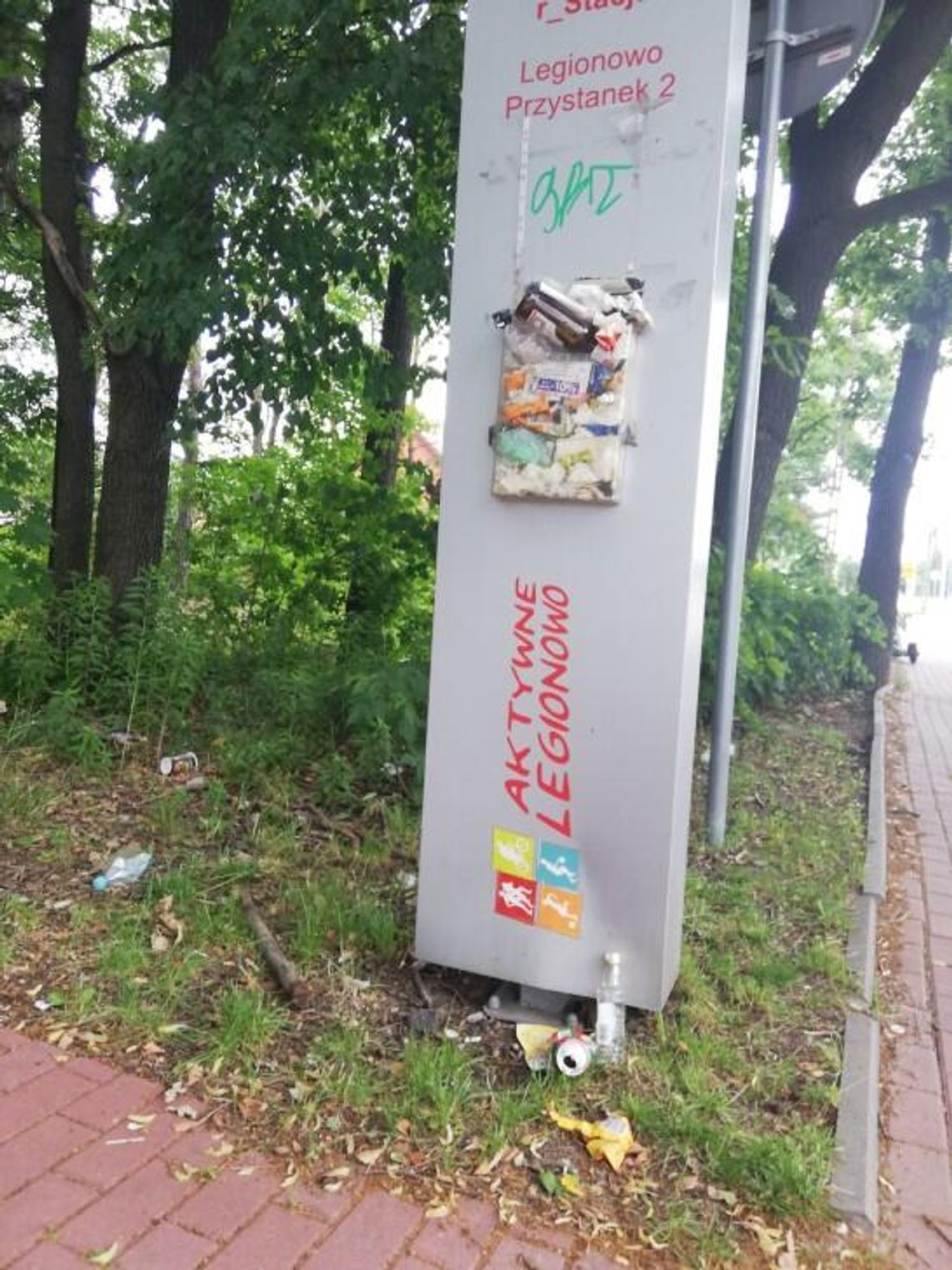 NADESŁANE PRZEZ CZYTELNIKÓW. Aktywnie z flaszką?