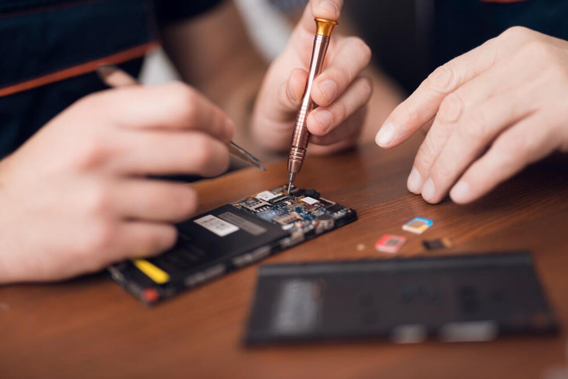 Naprawa Telefonów Komórkowych: Ratujemy Twoje Życie Cyfrowe! Naprawa Telefonów Komórkowych: Ratujemy Twoje Życie Cyfrowe!