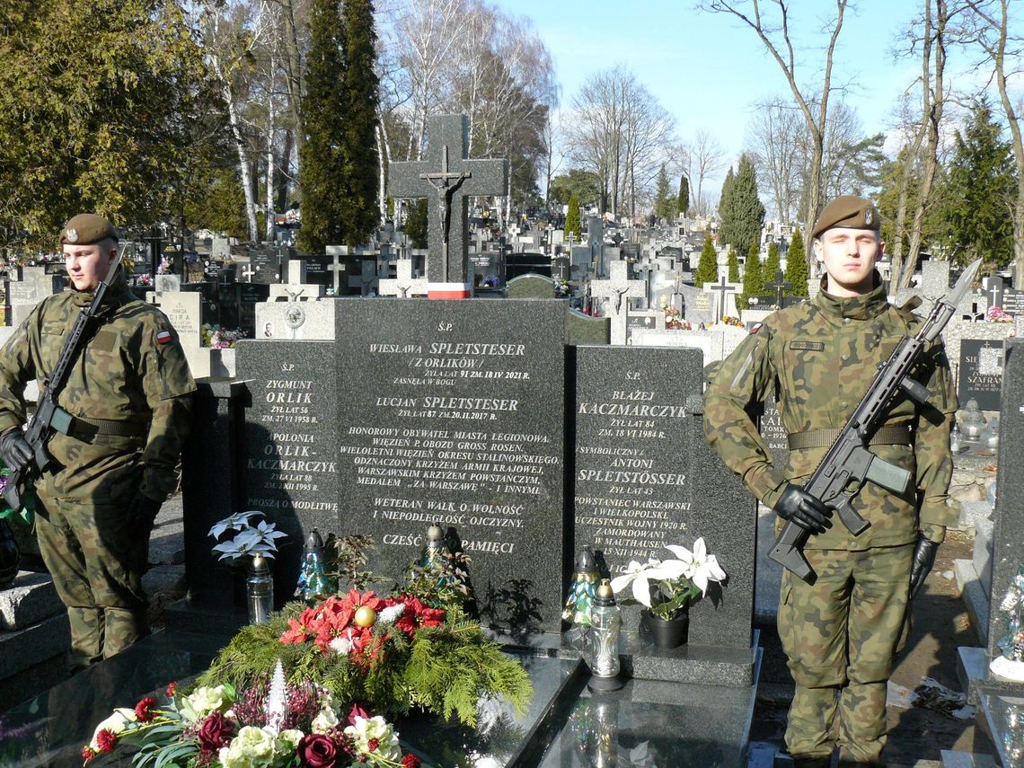 NIE... Komunistycznej dyktaturze!