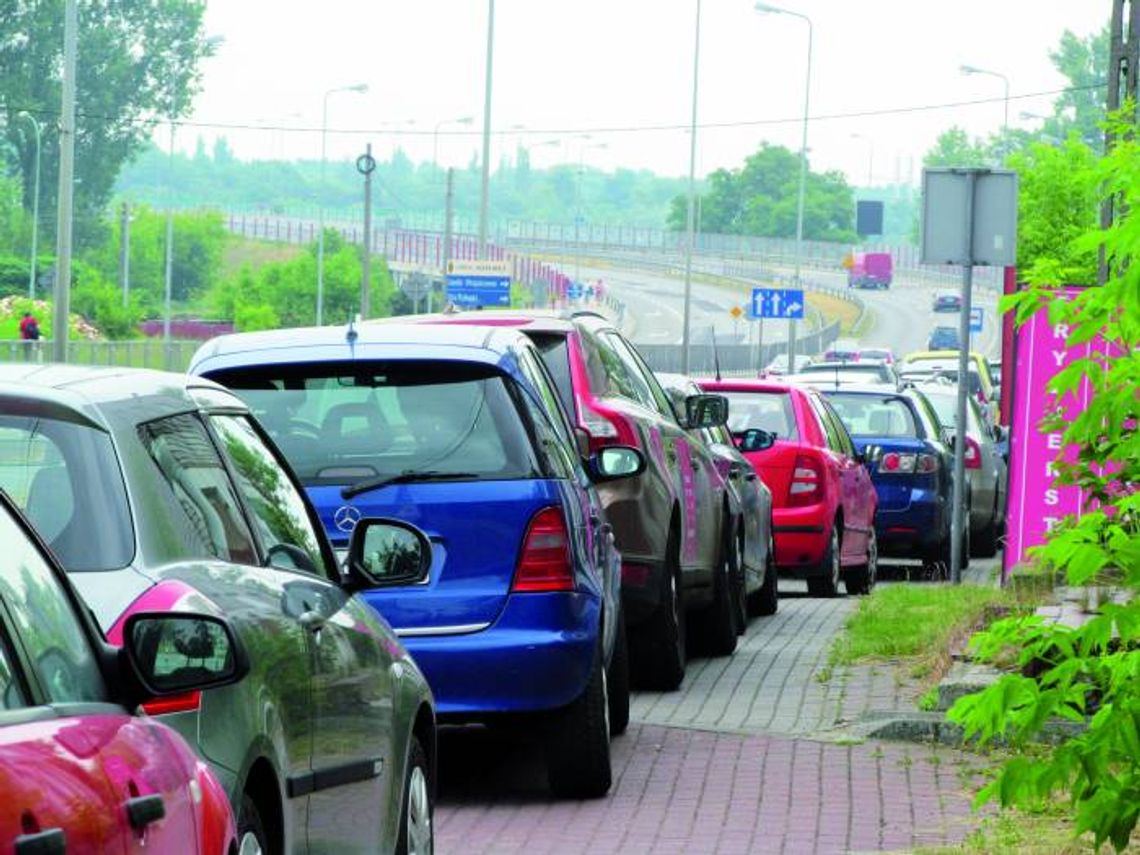 NIEPORĘT. Blokują i niszczą NIEPORĘT. Blokują i niszczą