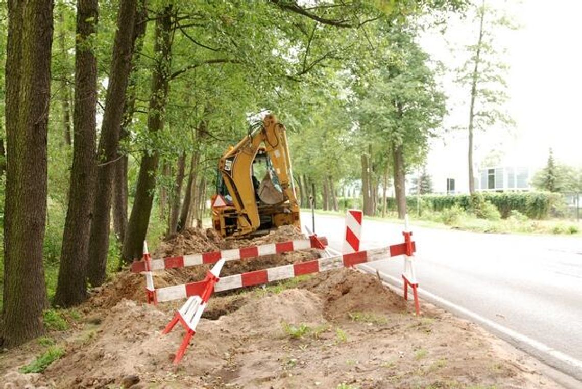 NIEPORĘT. Budują wodociągi