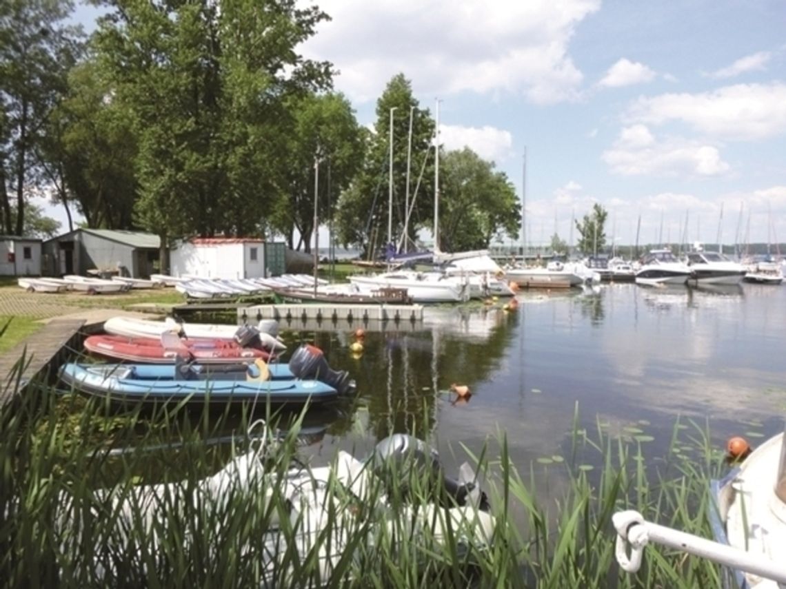 NIEPORĘT. Buntownicy za burtą, posłuszni płyną dalej NIEPORĘT. Buntownicy za burtą, posłuszni płyną dalej