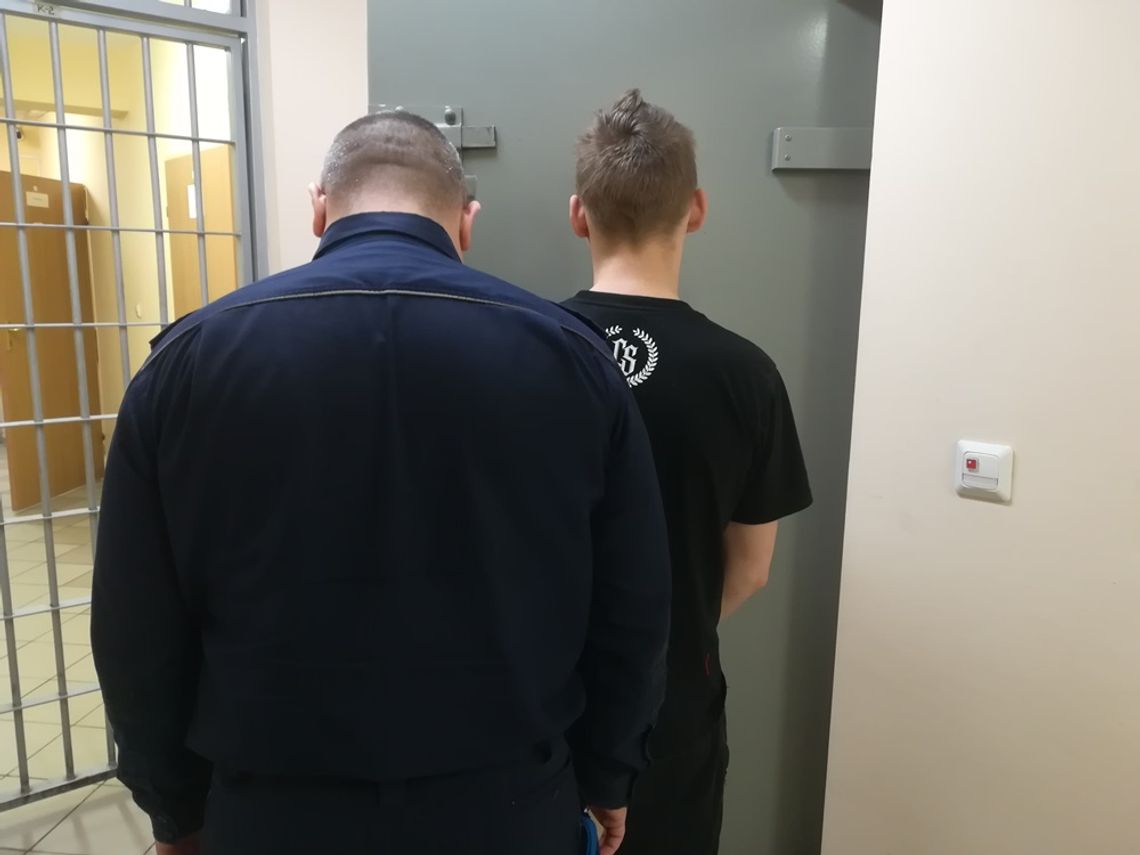 NIEPORĘT. Dla 8 puszek piwa, pobili pracownika sklepu NIEPORĘT. Dla 8 puszek piwa, pobili pracownika sklepu