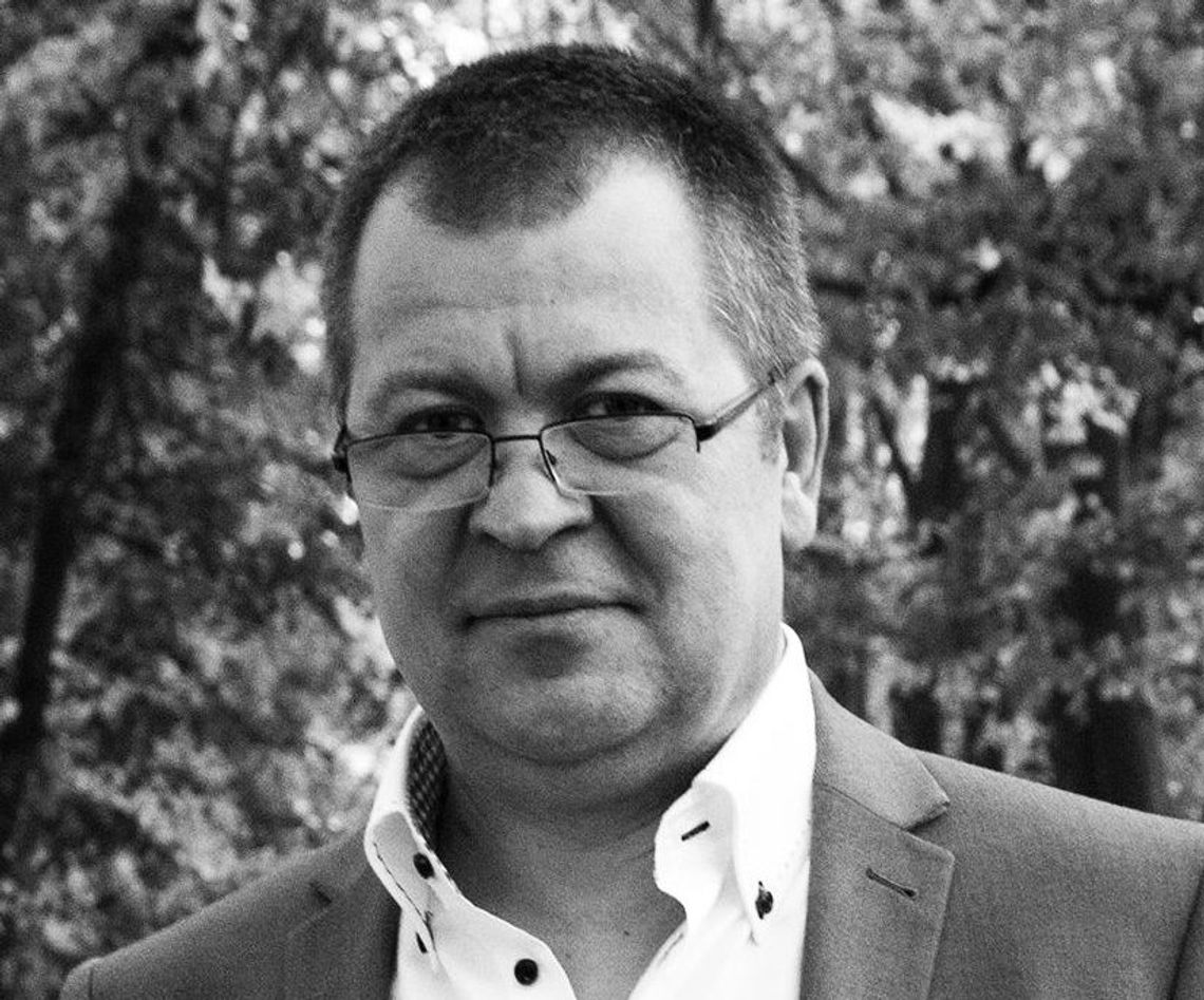 NIEPORĘT. Robert Makowski - W służbie ludziom NIEPORĘT. Robert Makowski - W służbie ludziom