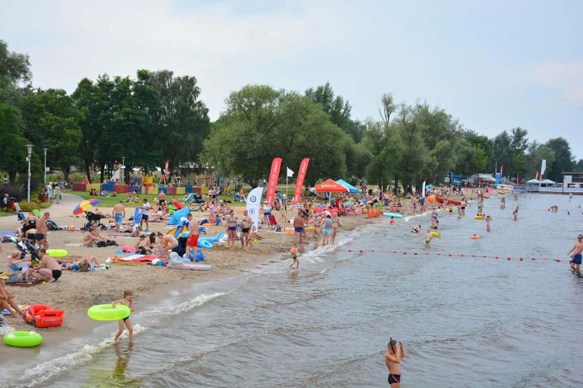 NIEPORĘT. Rozpoczyna się sezon kąpielowy NIEPORĘT. Rozpoczyna się sezon kąpielowy