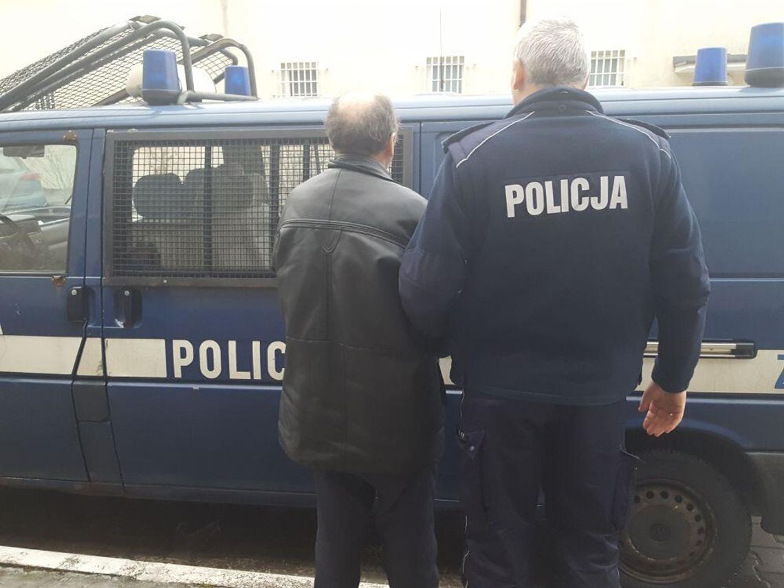 NIEPORĘT. Twierdził że wziął swoją komórkę NIEPORĘT. Twierdził że wziął swoją komórkę