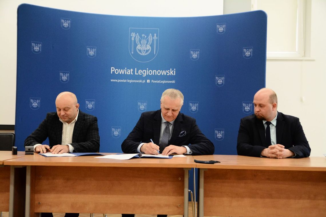 NIEPORĘT. Umowa na budowę liceum im. Lema podpisana