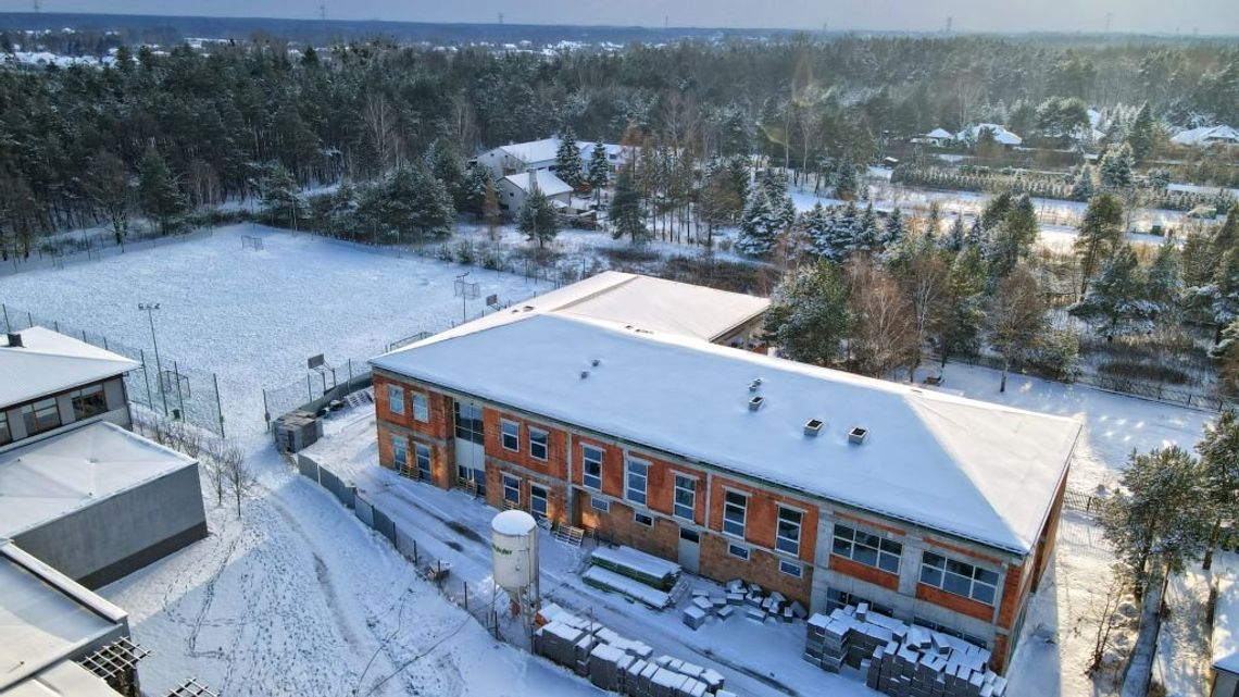 NIEPORĘT. Wójt i Starosta na budowie liceum w Stanisławowie Pierwszym