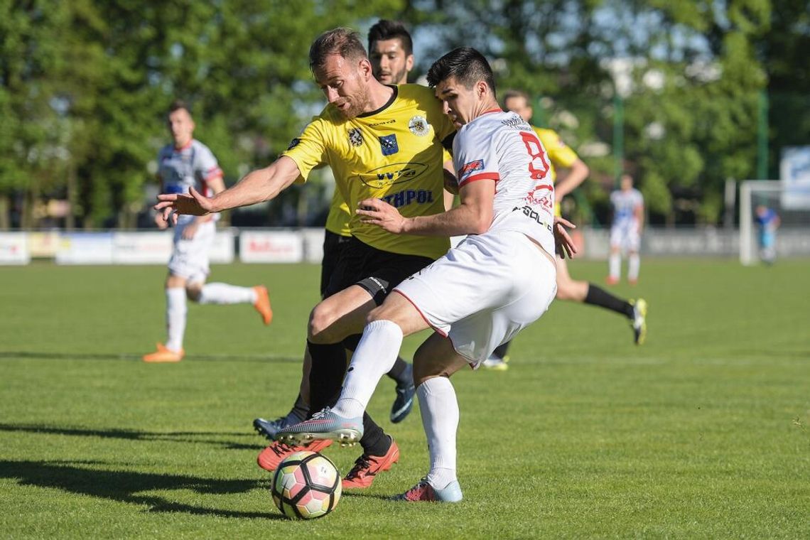 PIŁKA NOŻNA. Kolejna porażka - Legionovia – Gryf Wejherowo 1-2 (1-2)