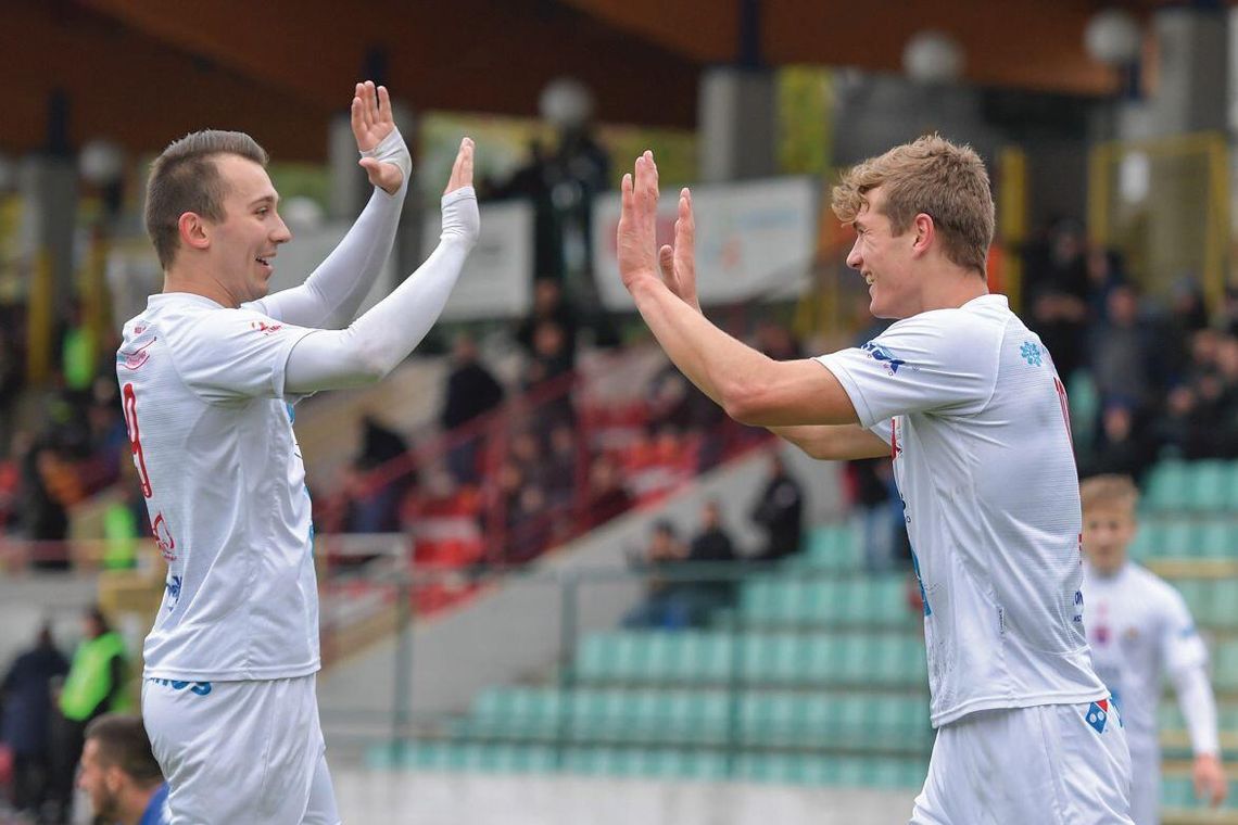 PIŁKA NOŻNA. Szczęśliwy remis. Legionovia – Olimpia Elbląg 2-2(1-2)